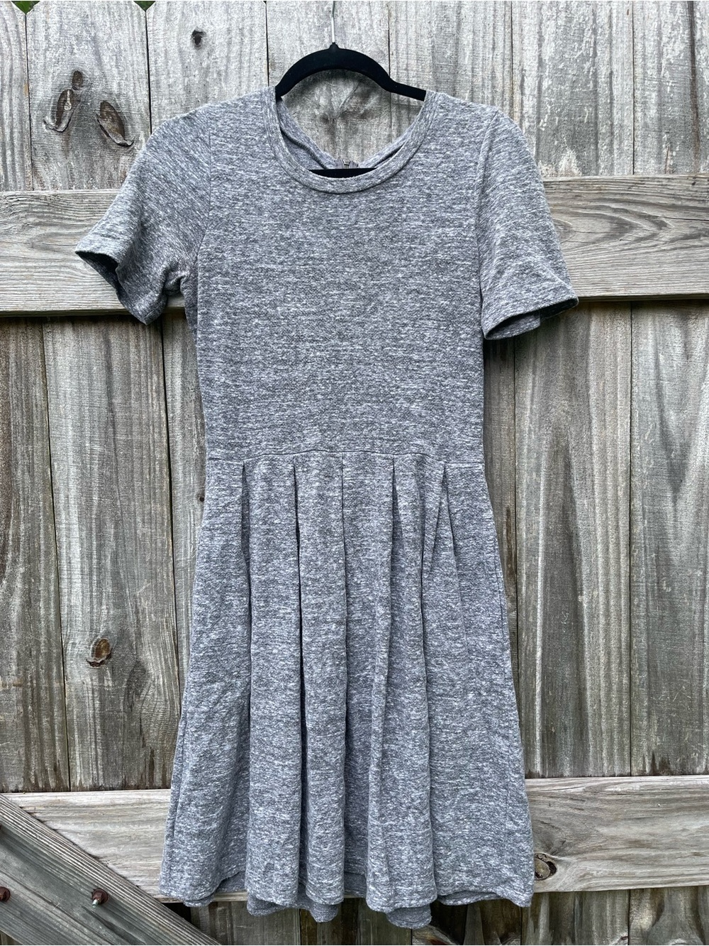 Madewell Heather Gray Short Sleeve Pleated Mini Dress